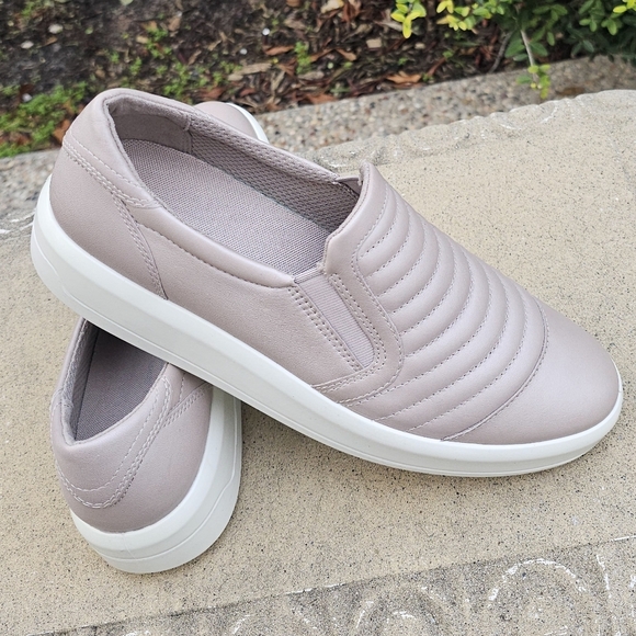 Ecco Soft 9 Ii Slip on Sneaker eu10  us 9-9.5 - Picture 13 of 13